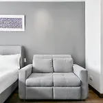 Ga Nuevo Apartamento De Una Habitacion En Chico